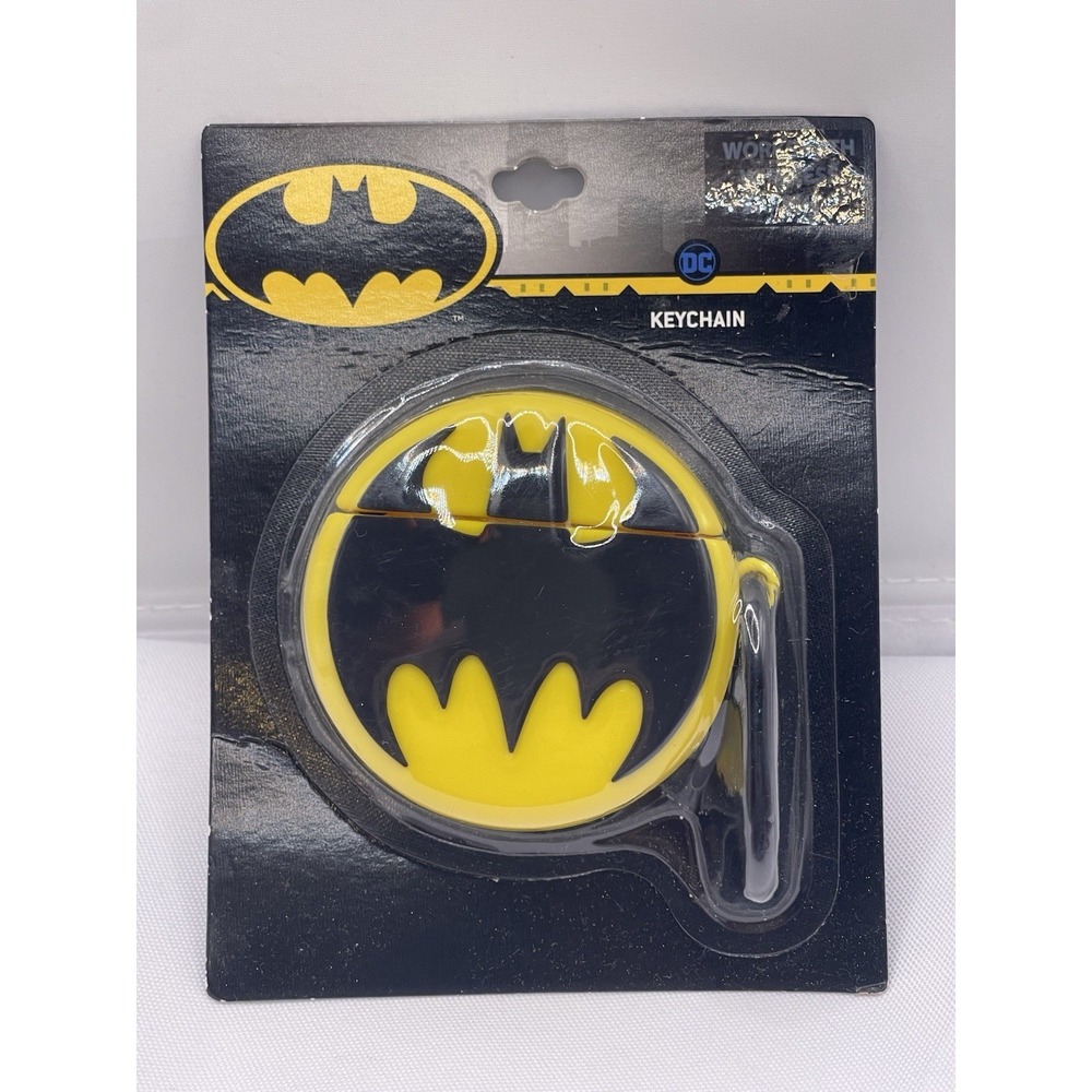 Batman keychain Glow In‎ The Dark Dc Comics Marvel Black Gothic Y2k